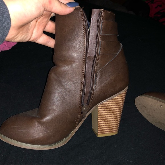 Booties - Picture 3 of 4